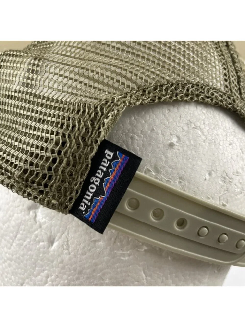 Patagonia Fitz Roy Bison Trucker  Hat Mesh Snapback Organic Cotton Canvas Beige